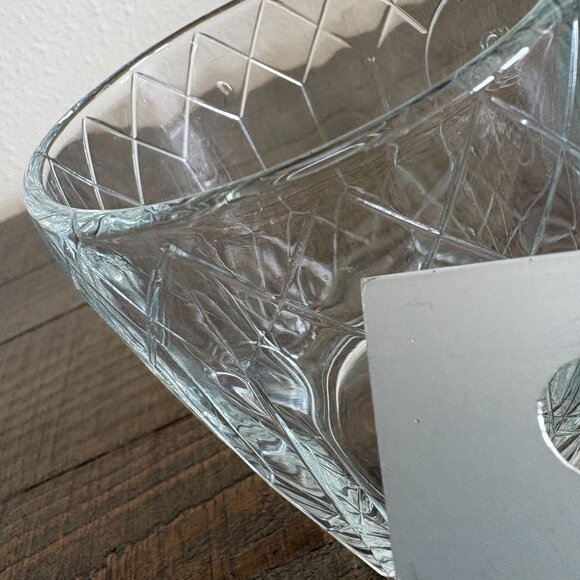 Crown Royal Whiskey Glass Embossed Diamond Low Ball Barware Set of 2 Glasses - Picture 9 of 9